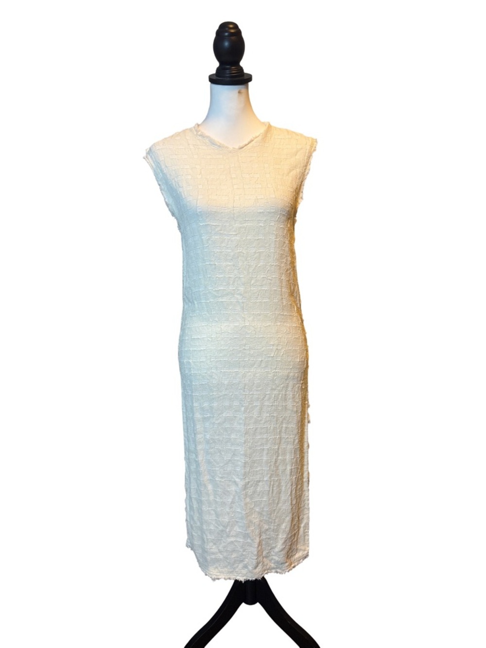 Zara Cream Textured Sleeveless Midi Dress. XS